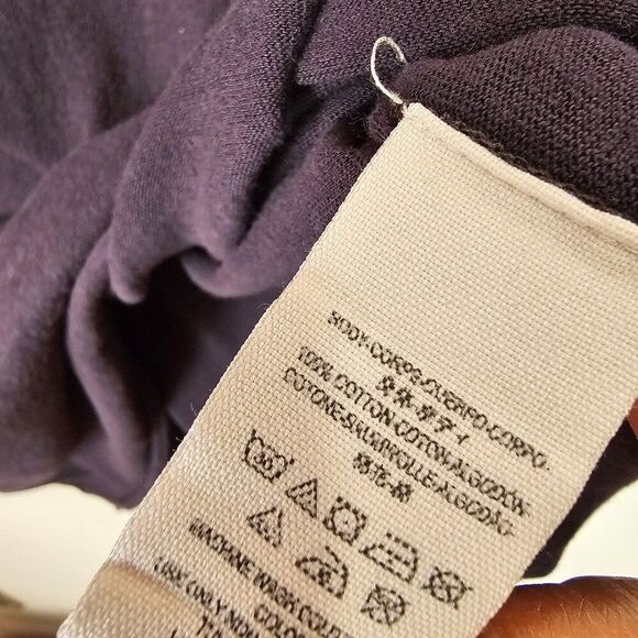 EUC WE THE FREE BLACK LOOSE FITTING SPLIT V NECK TEE SIZE SMALL - Picture 11 of 13